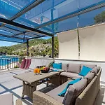 Beach Front Home In Blato *