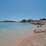 Beach Front Home In Blato * Blato (Korcula)