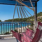 Beach Front Home In Blato Ferienhaus