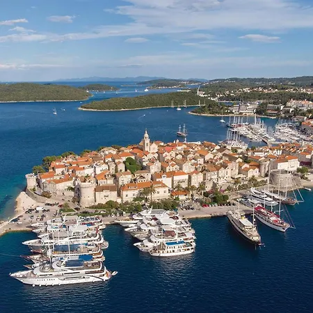 Beach Front Home In Blato Ferienhaus Blato (Korcula)
